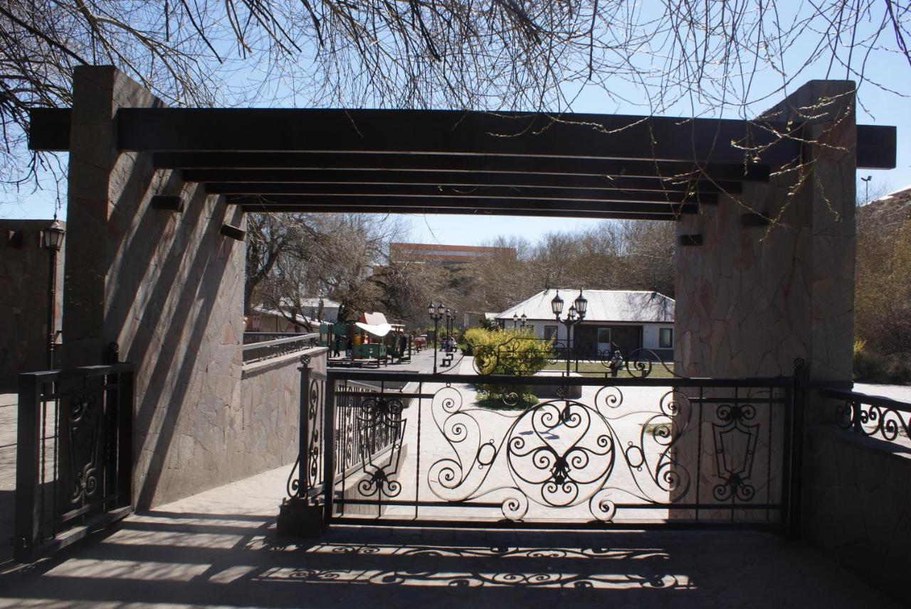 El Puente Aparts- Departamentos Independientes El Calafate Eksteriør billede